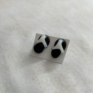 NWOT Flip-Flop Earrings